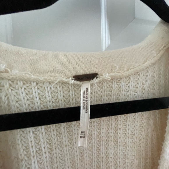 Free People cream sweater - Picture 3 of 4